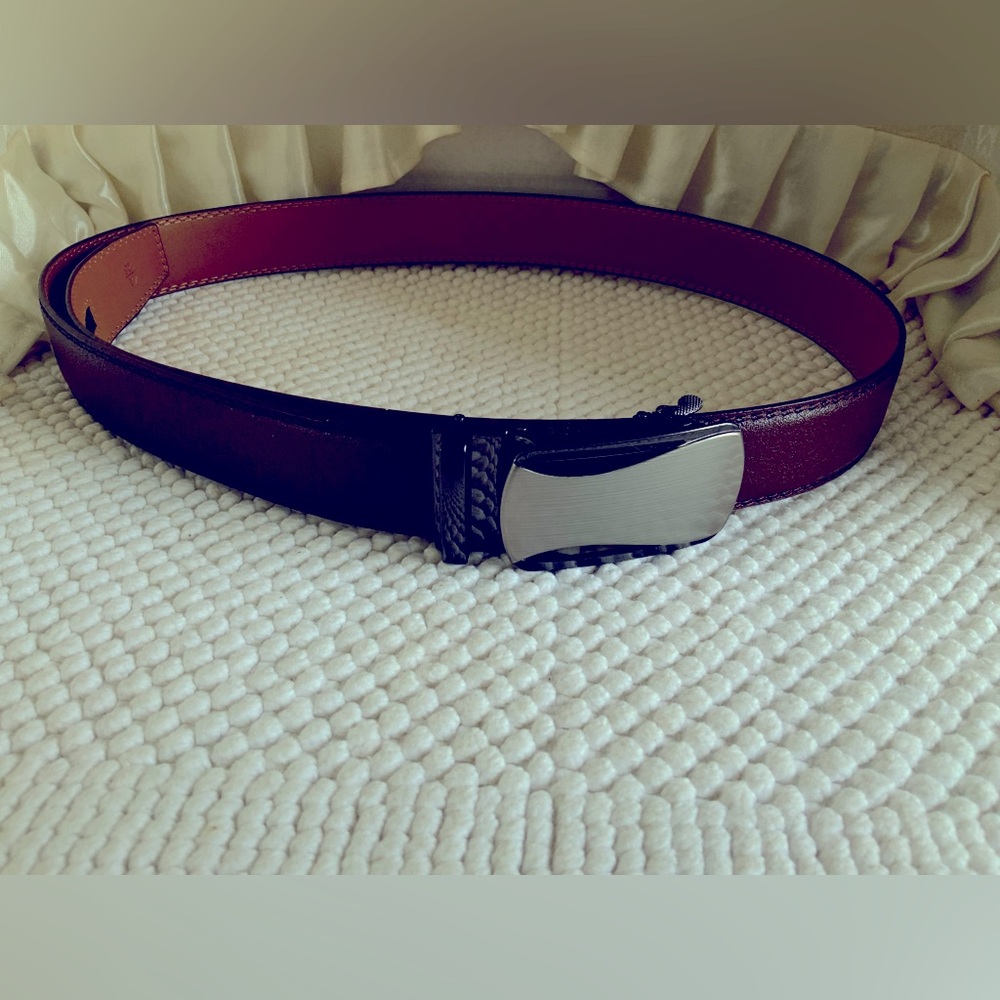 LEATHER BELT